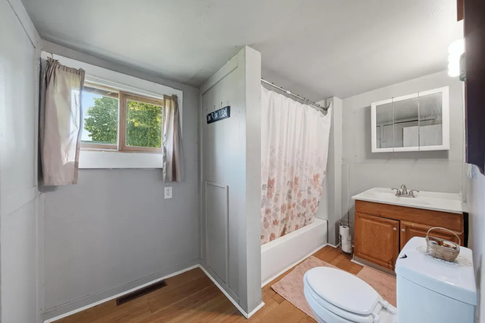 118 E Chestnut Street Morenci, MI 49256