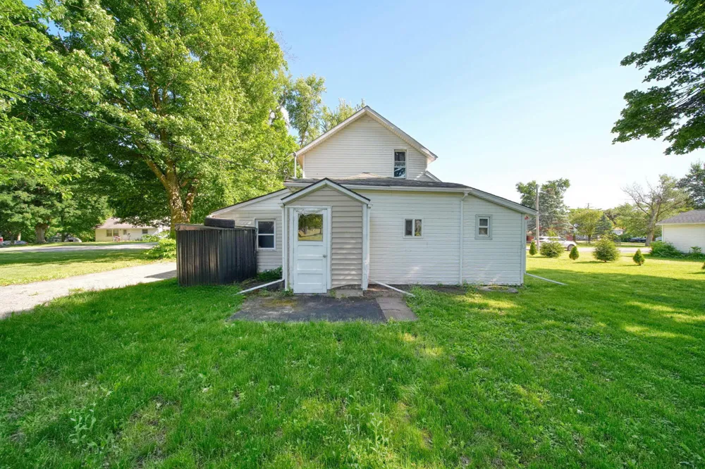 118 E Chestnut Street Morenci, MI 49256