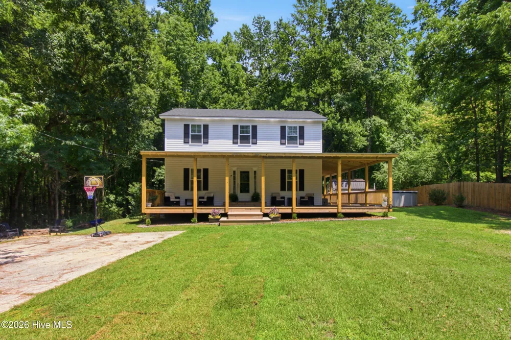 1228 Core Point Road Blounts Creek, NC 27814