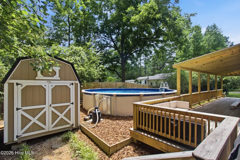 1228 Core Point Road Blounts Creek, NC 27814