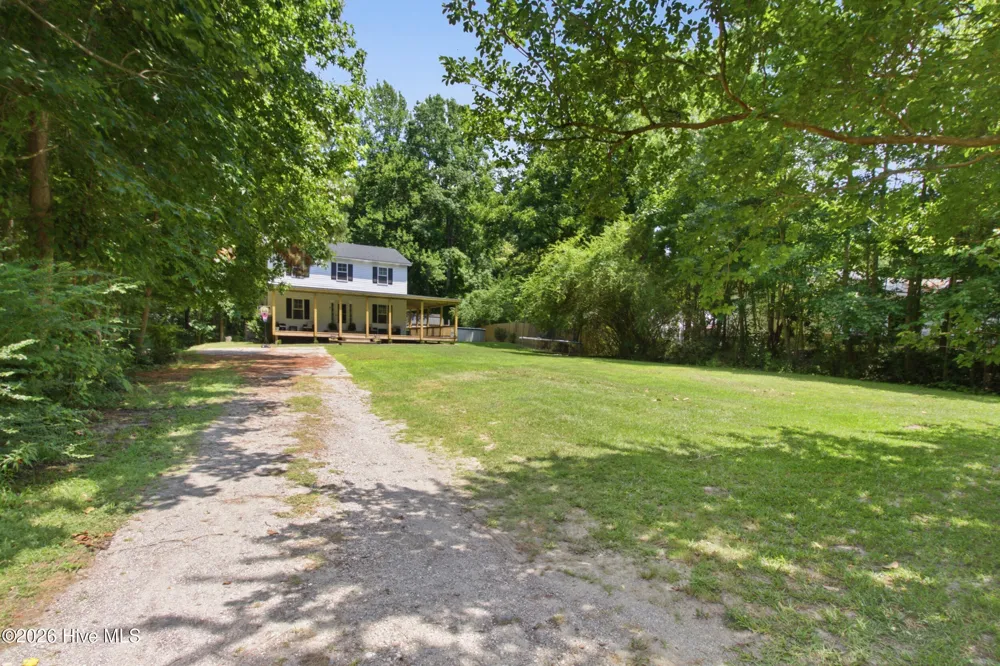 1228 Core Point Road Blounts Creek, NC 27814