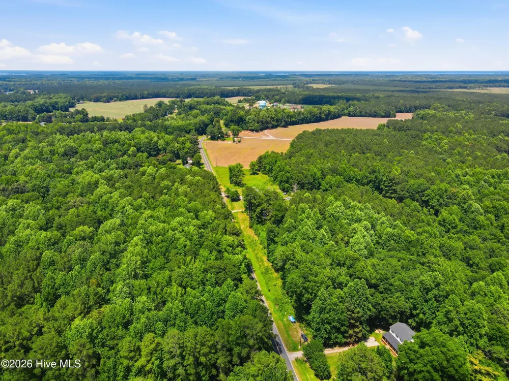 1228 Core Point Road Blounts Creek, NC 27814