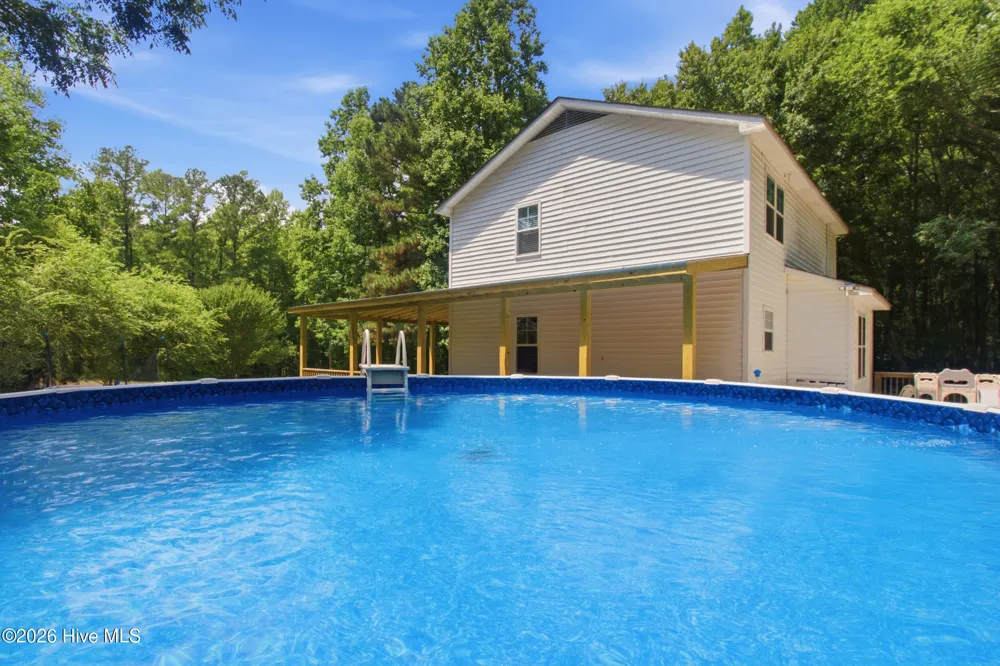 1228 Core Point Road Blounts Creek, NC 27814