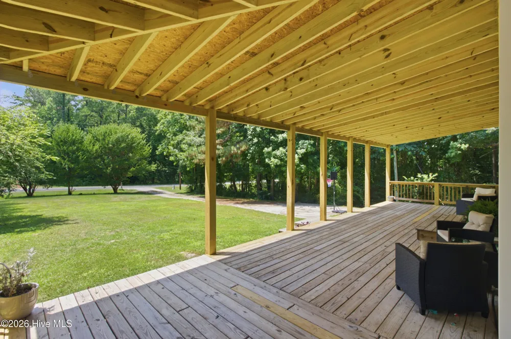 1228 Core Point Road Blounts Creek, NC 27814