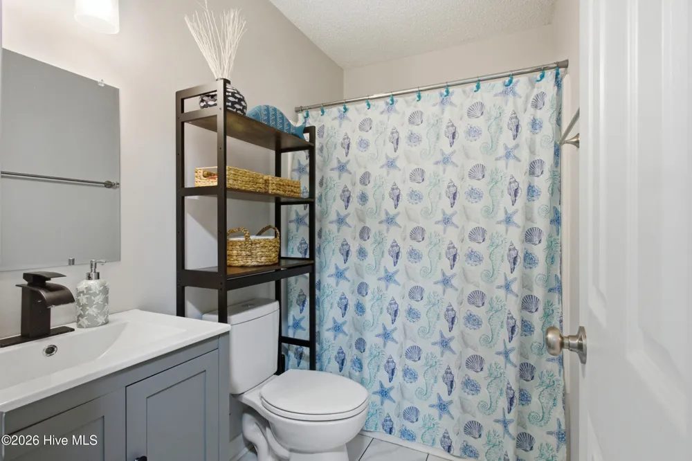 1228 Core Point Road Blounts Creek, NC 27814