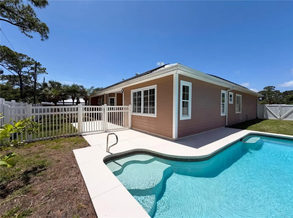 375 NORA AVENUE Merritt Island, FL 32952