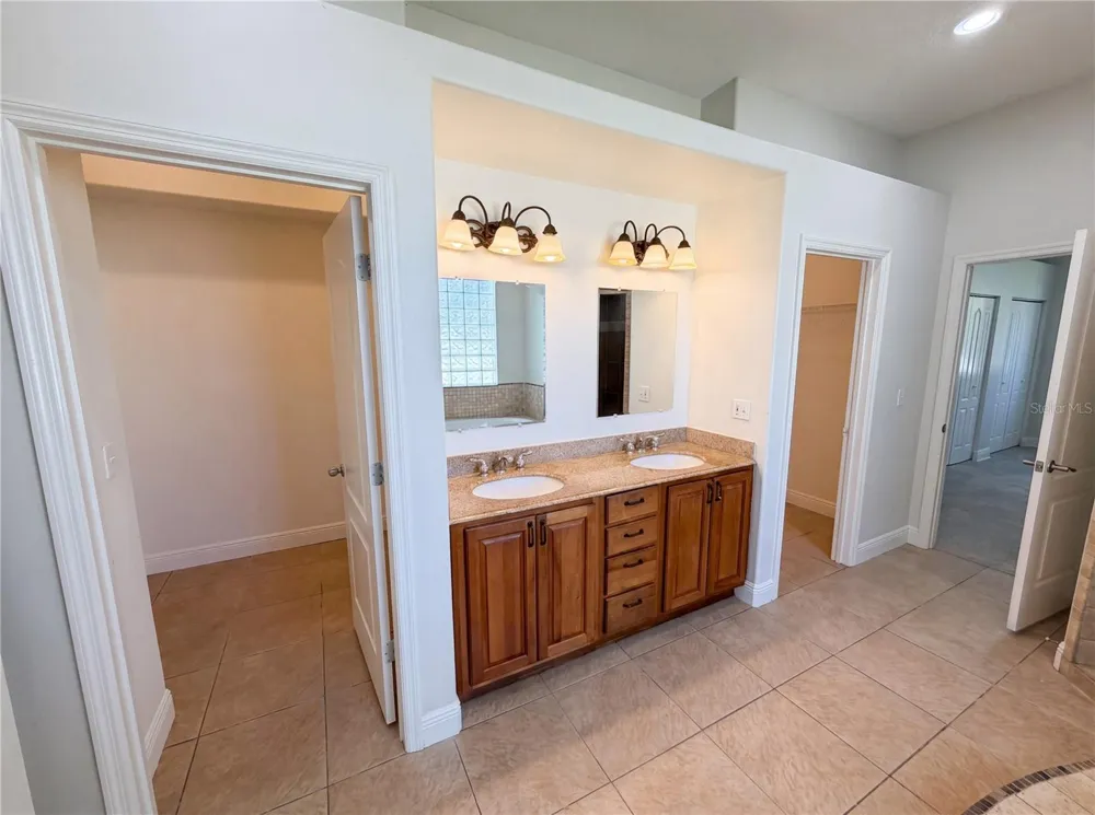 375 NORA AVENUE Merritt Island, FL 32952