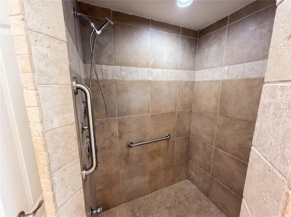 375 NORA AVENUE Merritt Island, FL 32952