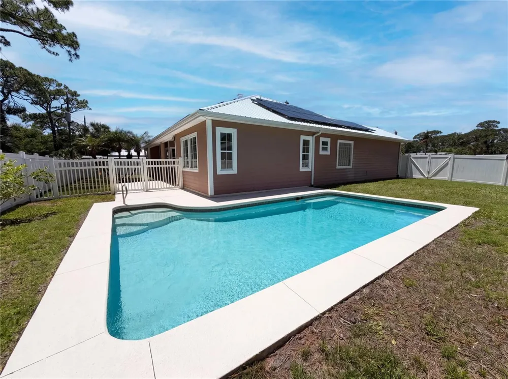 375 NORA AVENUE Merritt Island, FL 32952