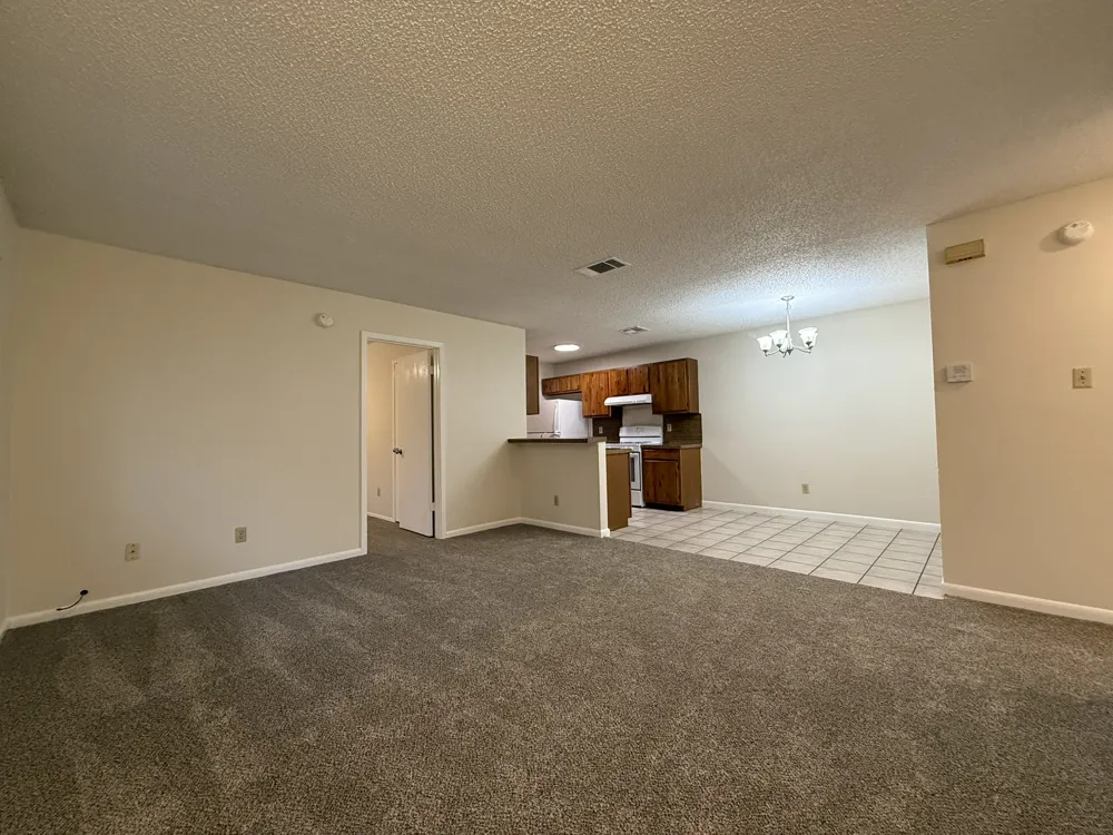 11945 Sunhillow Bend #B Austin, TX 78758