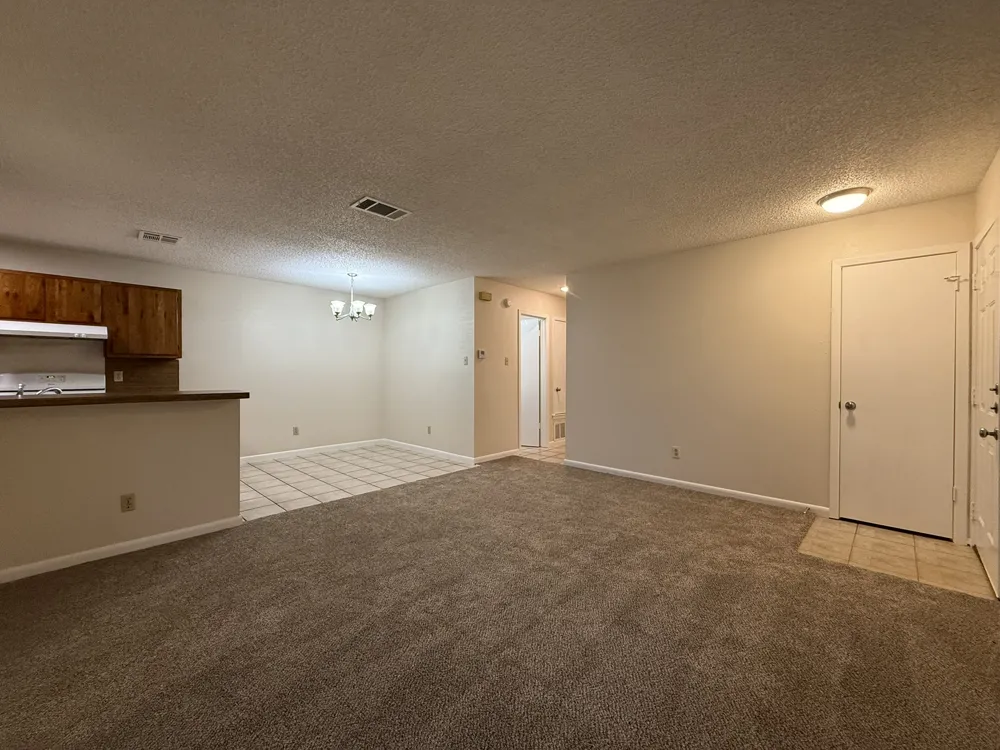 11945 Sunhillow Bend #B Austin, TX 78758