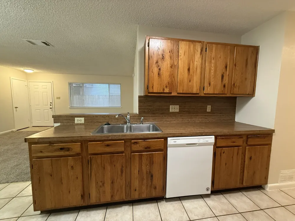 11945 Sunhillow Bend #B Austin, TX 78758