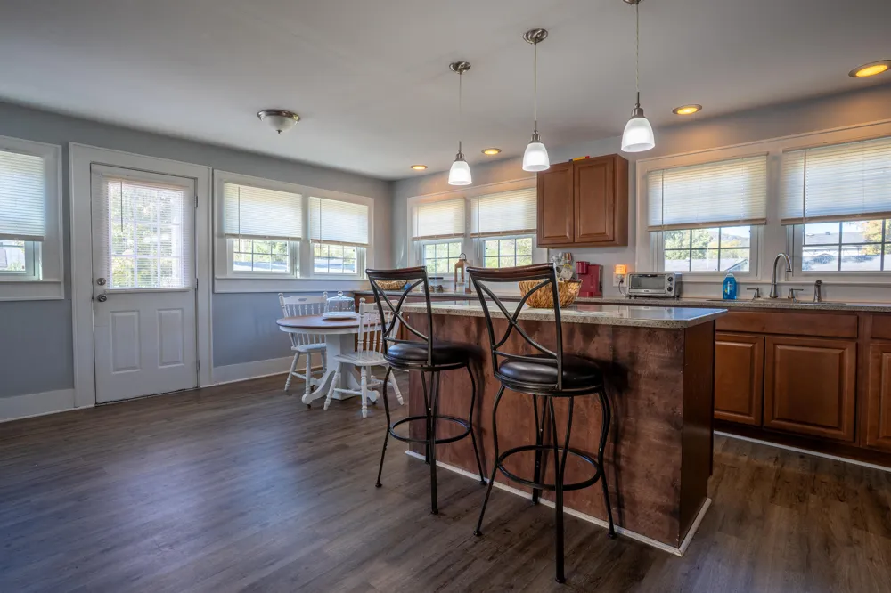 618 Elm Avenue South Pittsburg, TN 37380