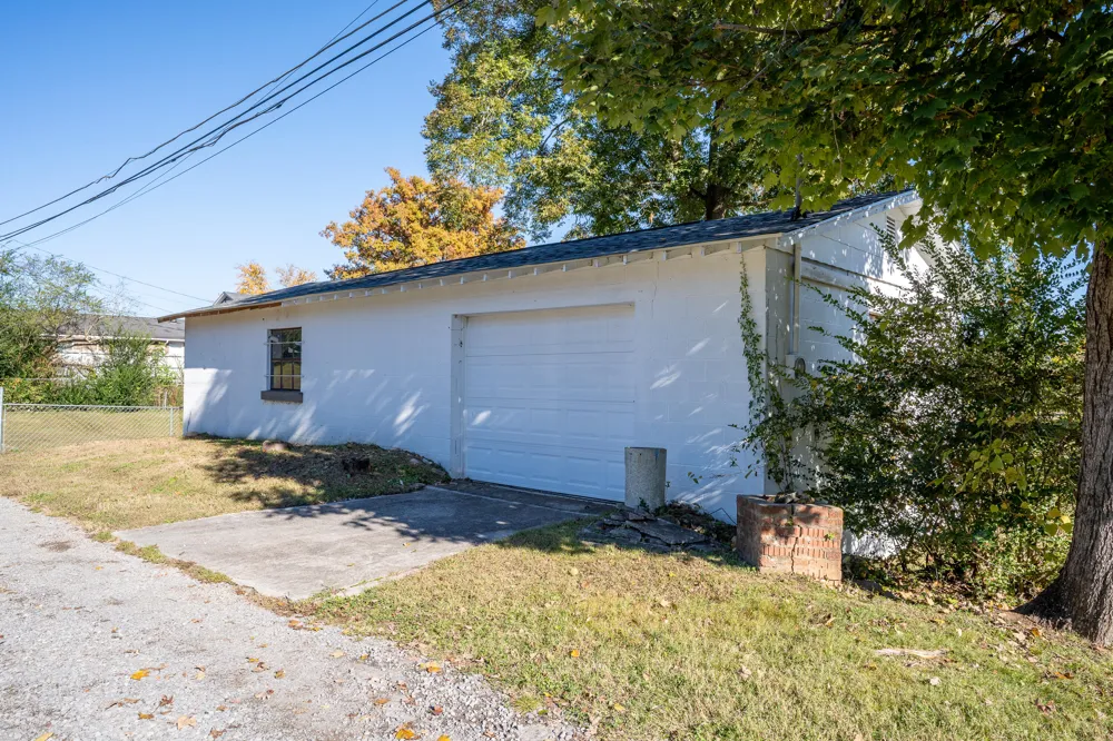 618 Elm Avenue South Pittsburg, TN 37380