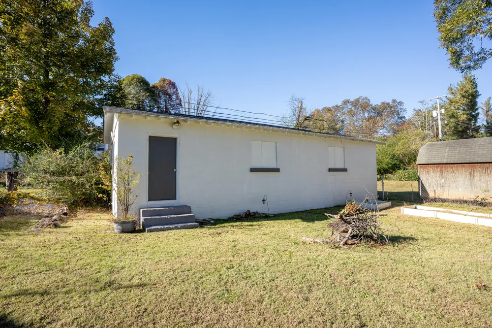 618 Elm Avenue South Pittsburg, TN 37380