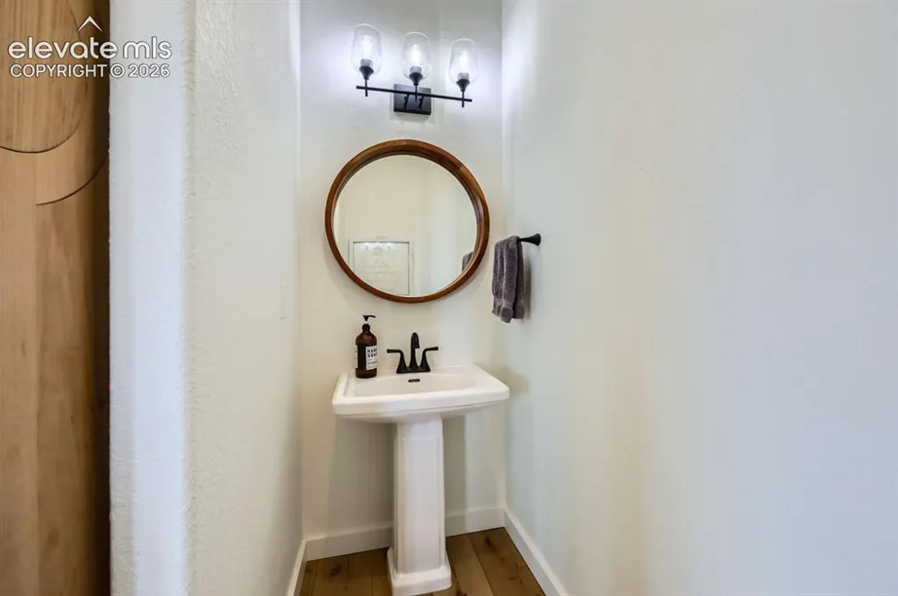 8735 Palomino Ridge View Peyton, CO 80831