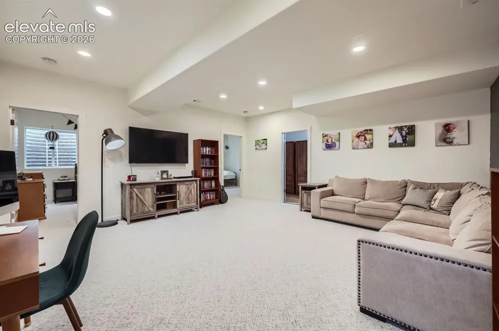8735 Palomino Ridge View Peyton, CO 80831