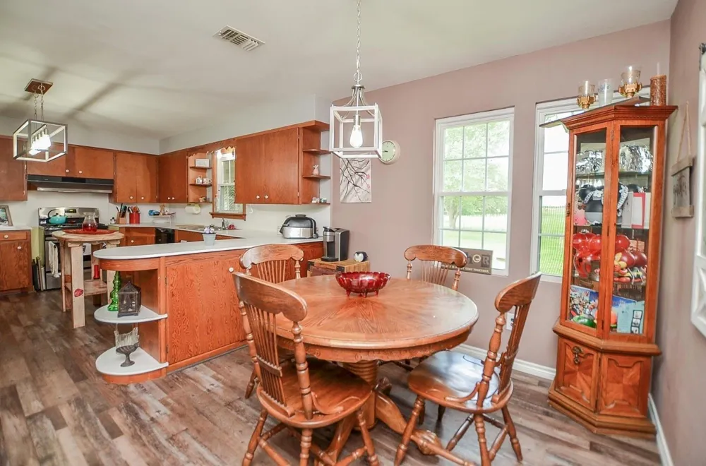 1116 Meyer Street Sealy, TX 77474