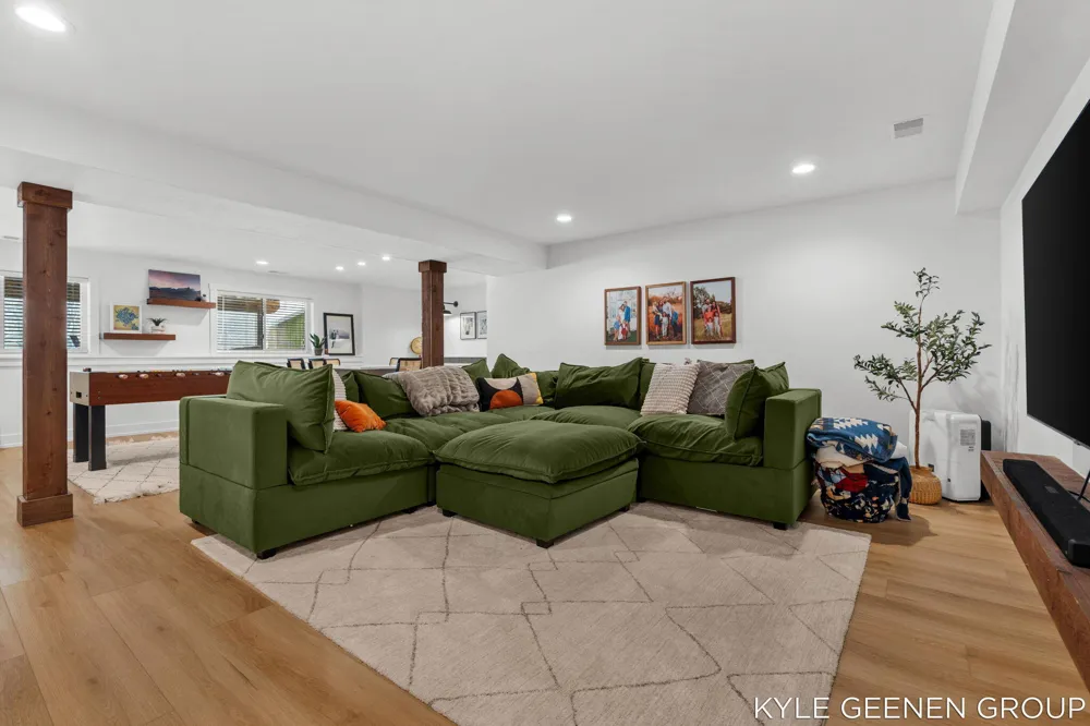 312 48th Avenue Zeeland, MI 49464
