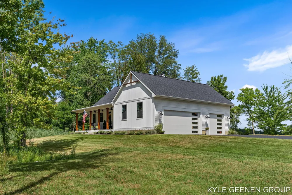312 48th Avenue Zeeland, MI 49464