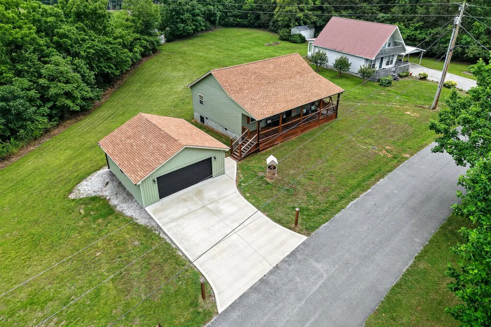 240 Dillon Ln Baxter, TN 38544