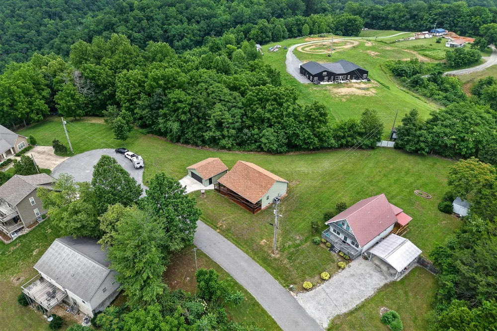 240 Dillon Ln Baxter, TN 38544