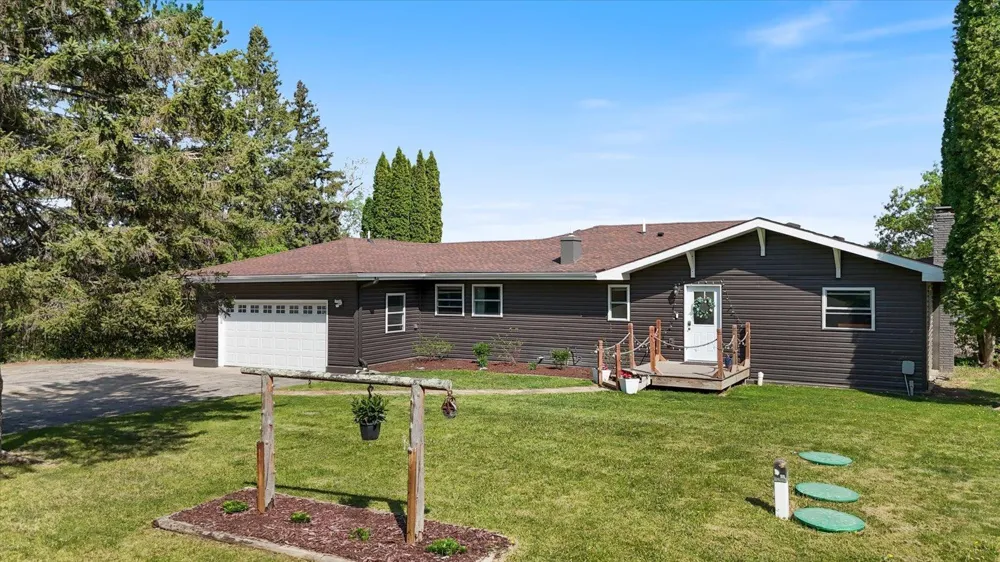 42315 County Road 117 Cohasset, MN 55721