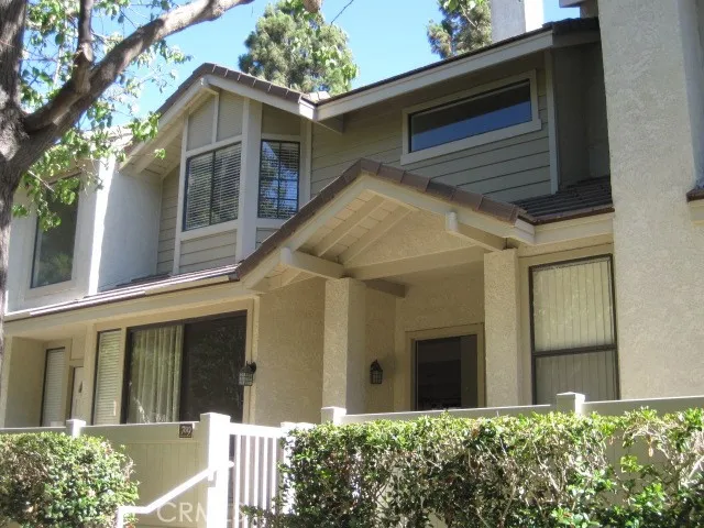 2577 Plaza Del Amo #709
