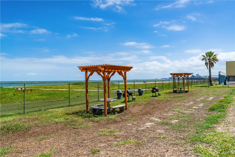 4000 Surfside Boulevard #703 Corpus Christi, TX 78402