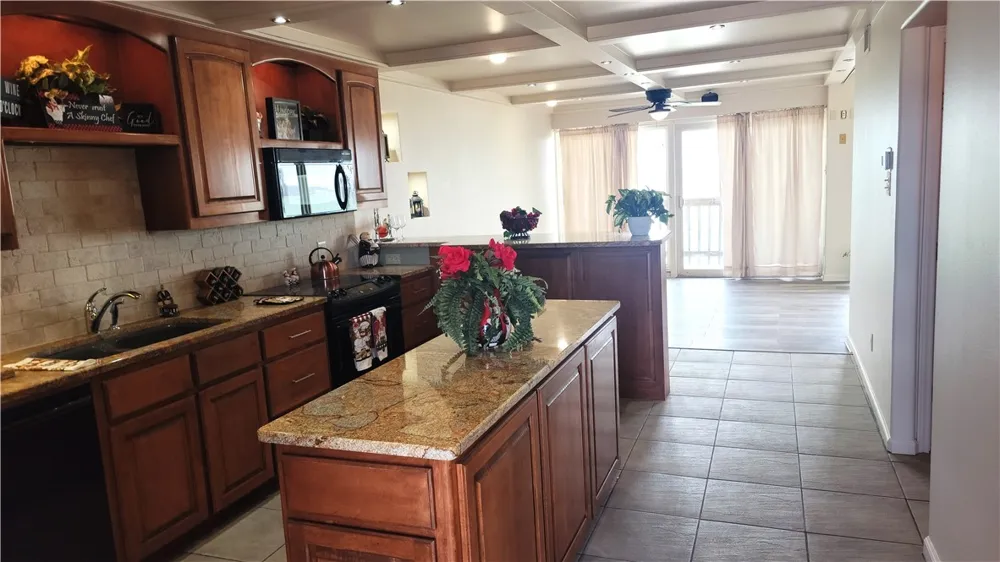4000 Surfside Boulevard #703 Corpus Christi, TX 78402