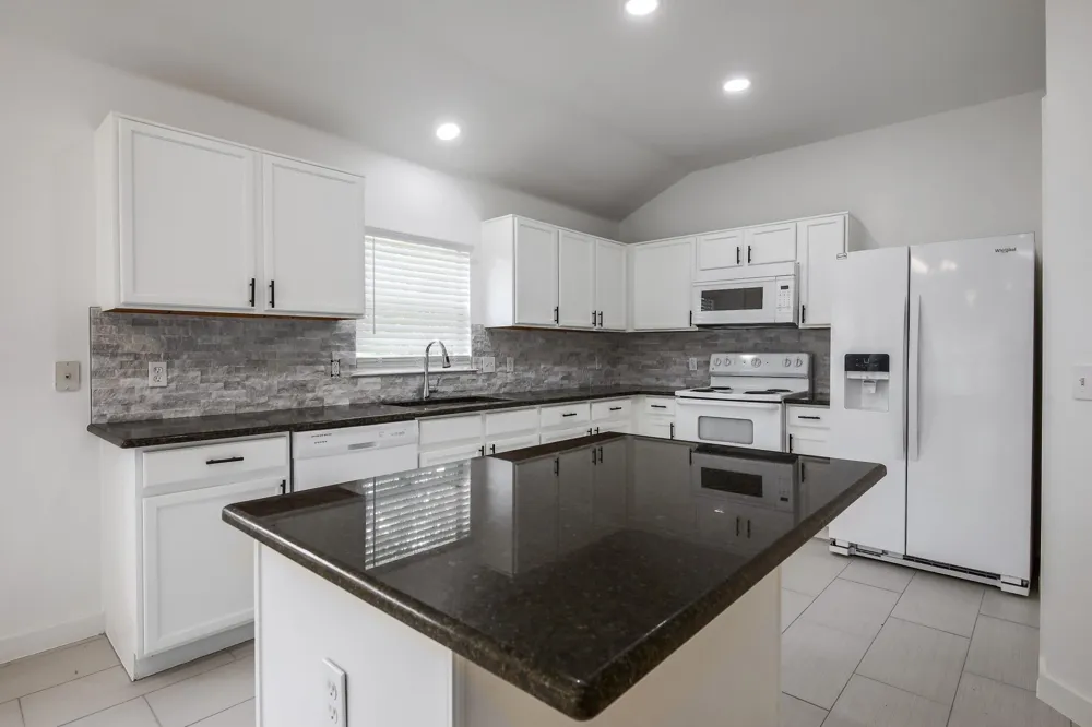 2108 Kane Cove Cedar Park, TX 78613