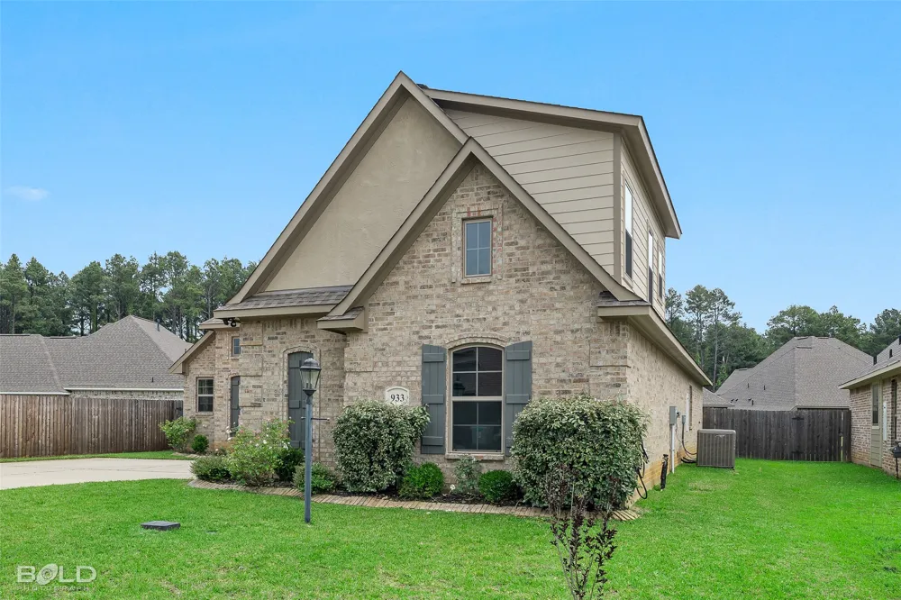 933 Antler Drive Haughton, LA 71037