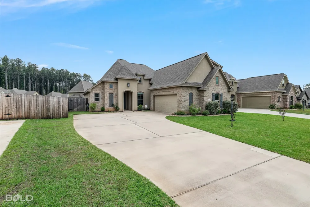 933 Antler Drive Haughton, LA 71037