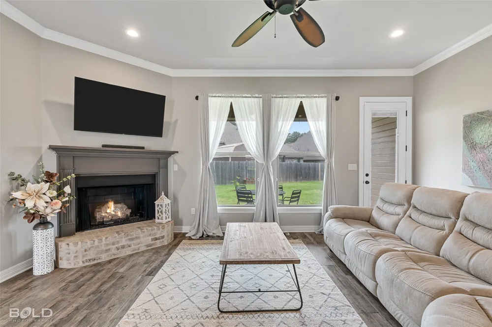 933 Antler Drive Haughton, LA 71037