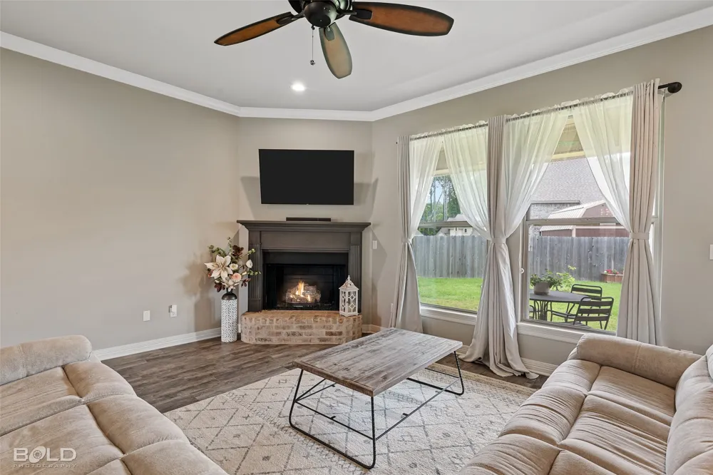933 Antler Drive Haughton, LA 71037