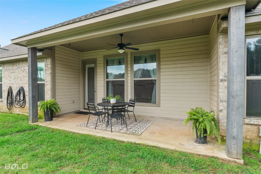 933 Antler Drive Haughton, LA 71037