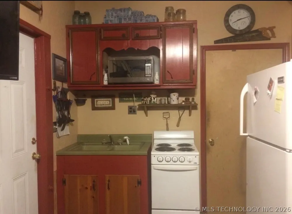 Address Not Shown Hulbert, OK 74441