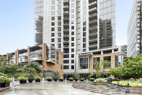 10650 NE 9th Place #1520