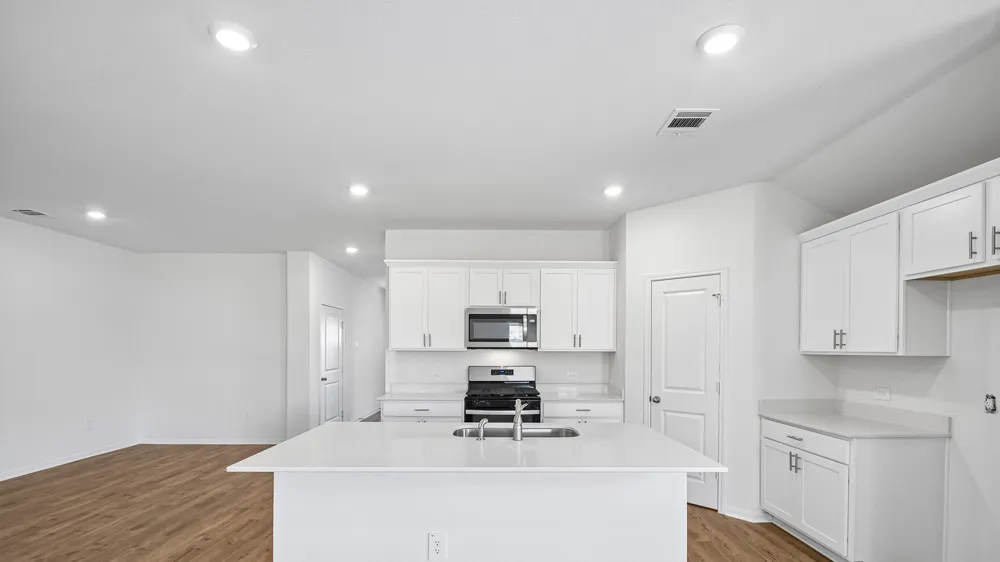 212 Gilmer Lane Buda, TX 78610
