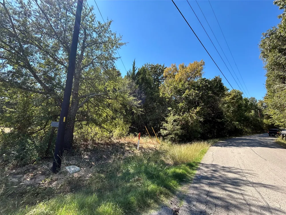 148 Midway Road Tool, TX 75143
