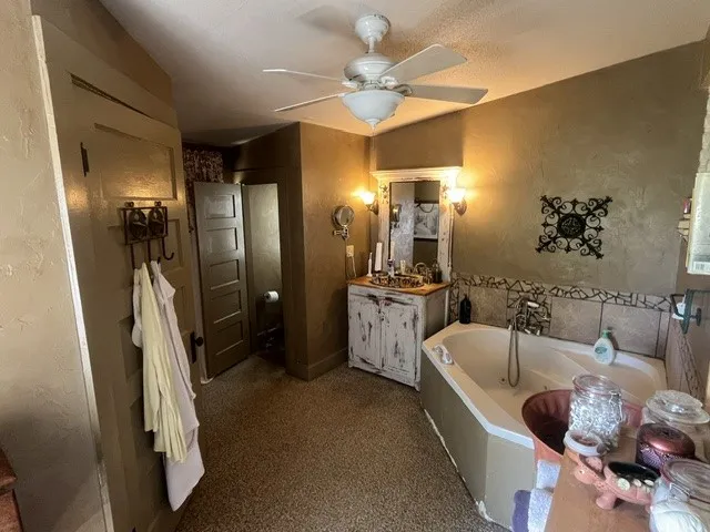 707 County Road 426 Purmela, TX 76566