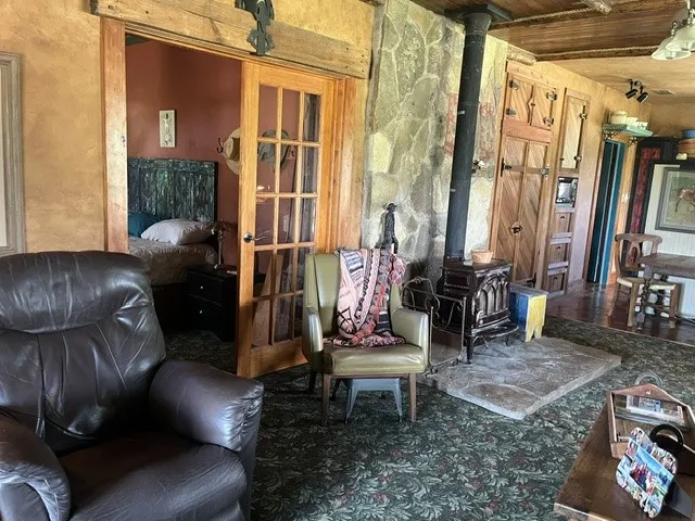 707 County Road 426 Purmela, TX 76566