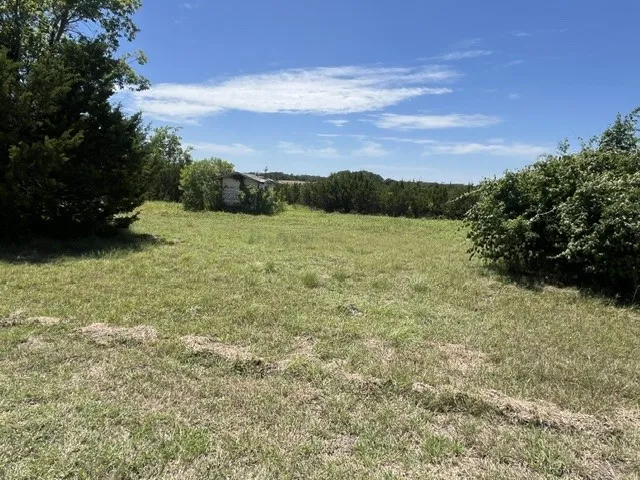 707 County Road 426 Purmela, TX 76566