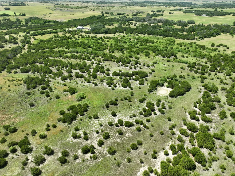 707 County Road 426 Purmela, TX 76566