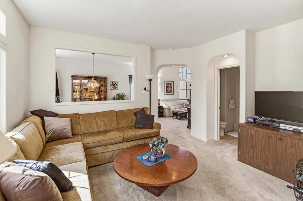 4996 Agape Court San Jose, CA 95124