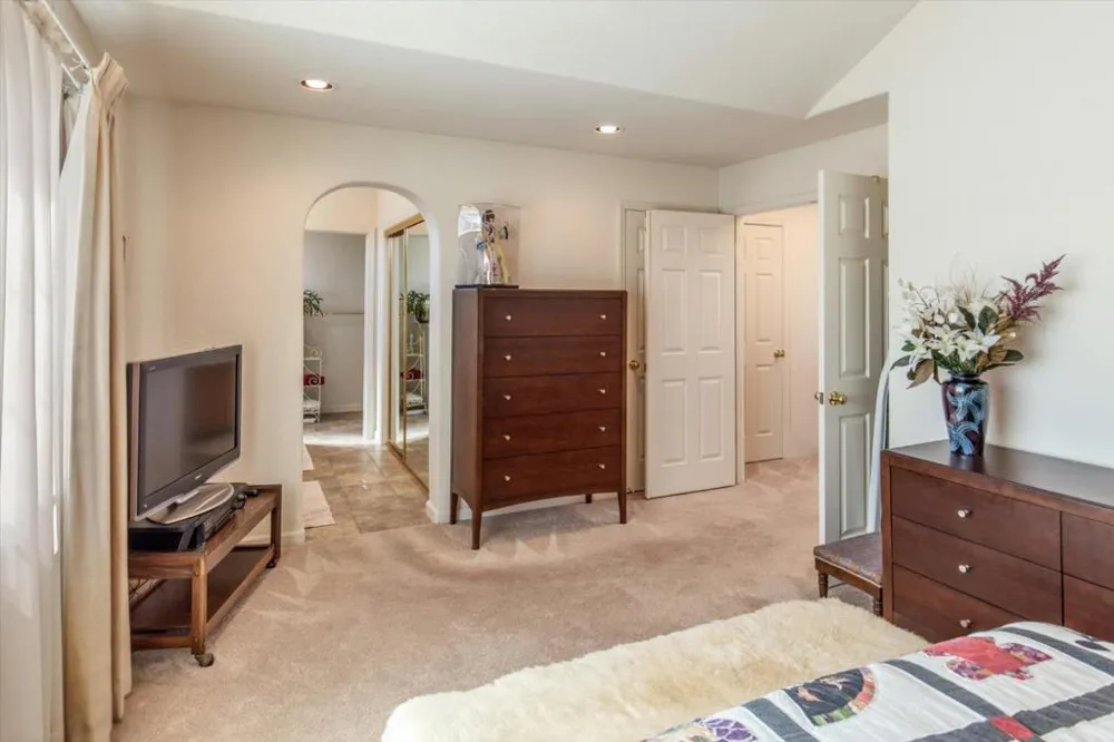 4996 Agape Court San Jose, CA 95124