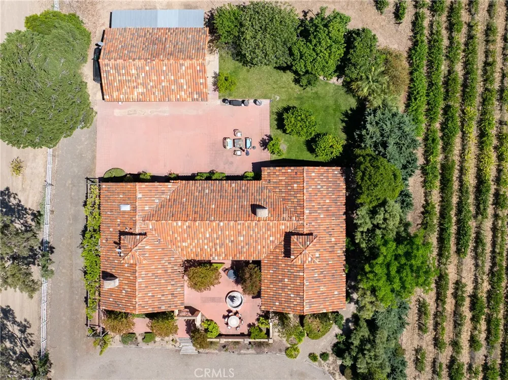 175 White Hawk Templeton, CA 93465