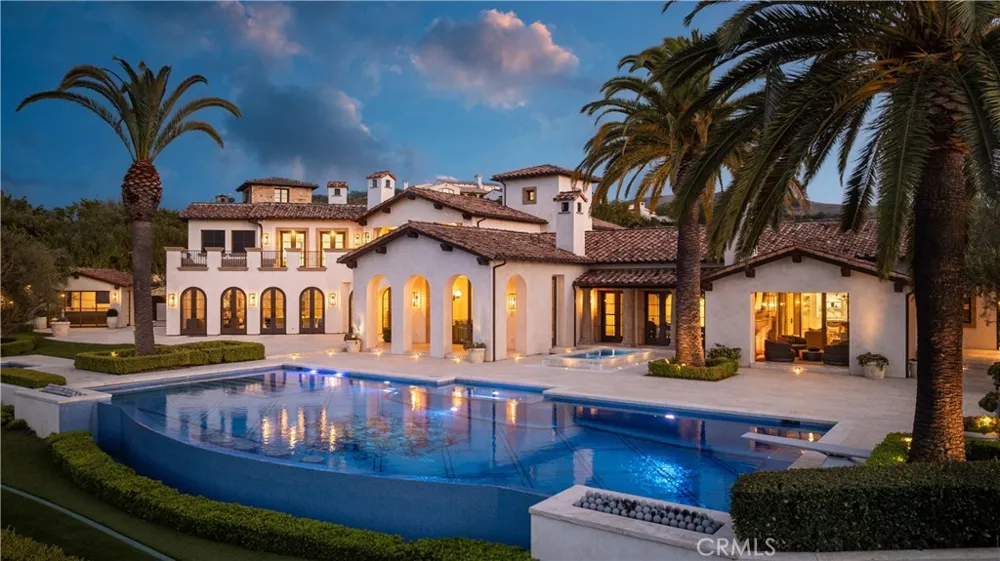 76 Golden Eagle Irvine, CA 92603