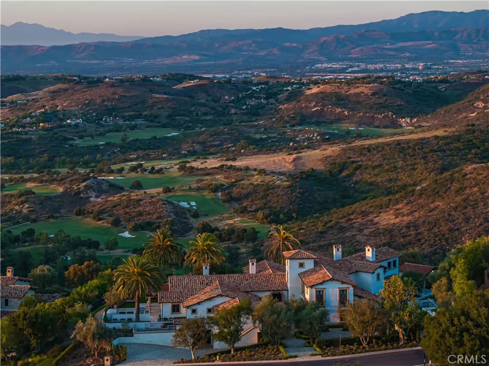 76 Golden Eagle Irvine, CA 92603