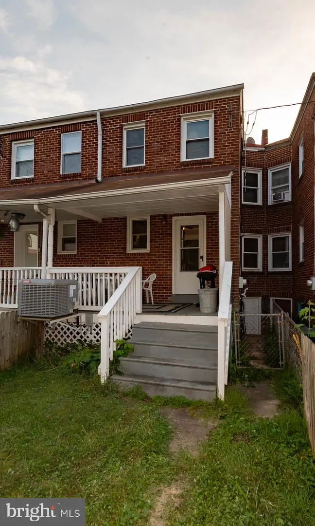 335 STUART AVENUE Downingtown, PA 19335